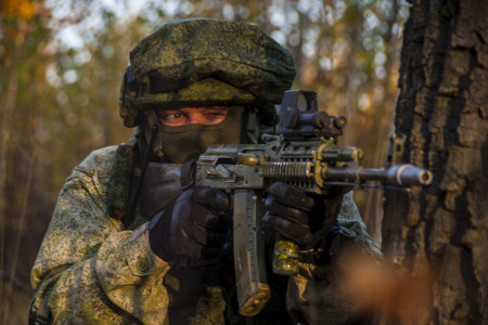 «Падают как яблоки»: Военкор Сладков рассказал о ситуации в Красногоровке — ни в какие ворота не лезет