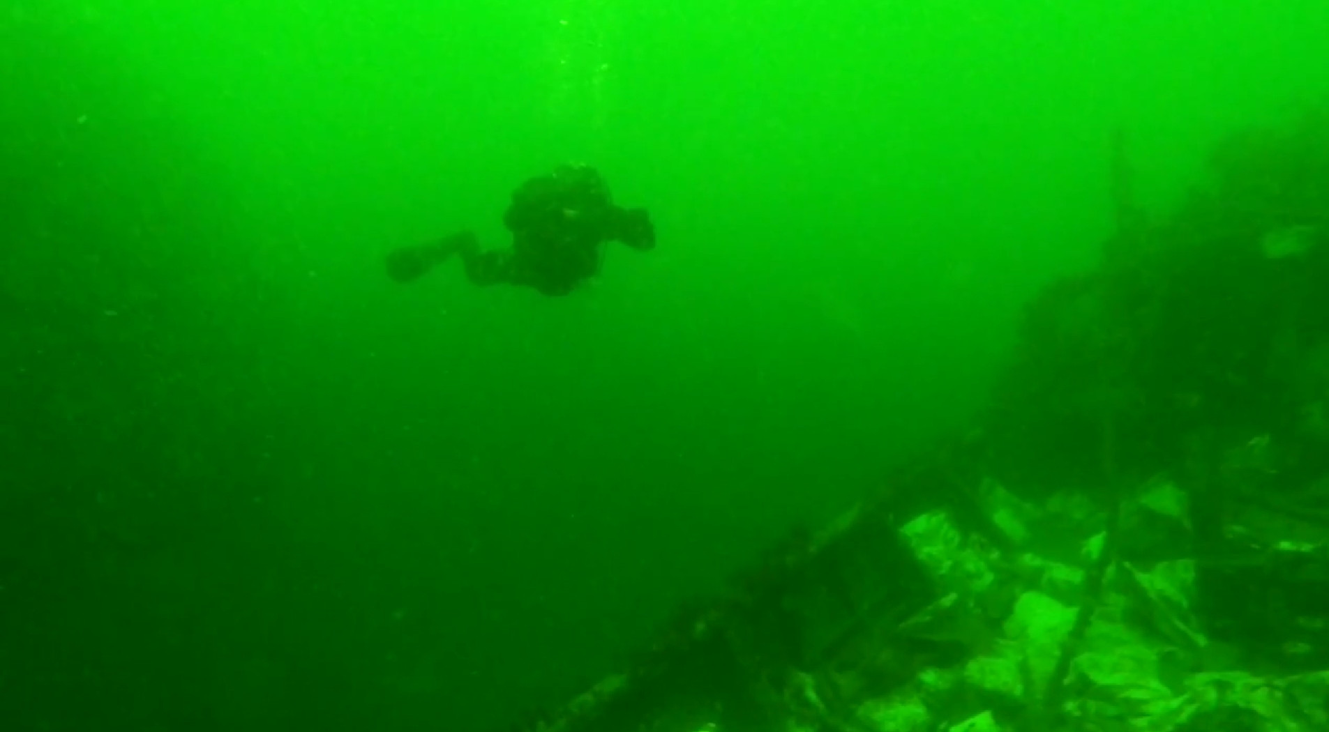 Мурманские драйверы нашли затонувшее судно в Кольском заливе