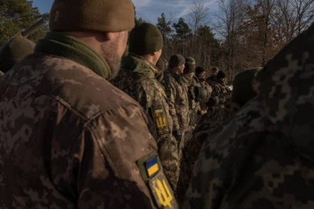 Не только нагло прущие бойцы: Украина бросила сразу два ресурса на прорыв — украинцы могли просочиться гораздо глубже, но пока этого никто точно не знает