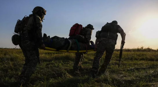 Российские военные медики попали в засаду в Курской области: врачам пришлось дать жесткий бой, чтобы спасти раненых