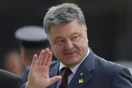 Порошенко надеется использовать неудачи ВСУ в Курской области и в Донбассе ради одной цели — вот о чем мечтает политик, Зеленскому точно не понравится