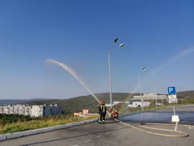 С тремя лесными пожарами продолжают бороться огнеборцы Мурманской области