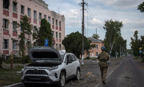 Русские военные зашли в населенный пункт под Курском — началась зачистка