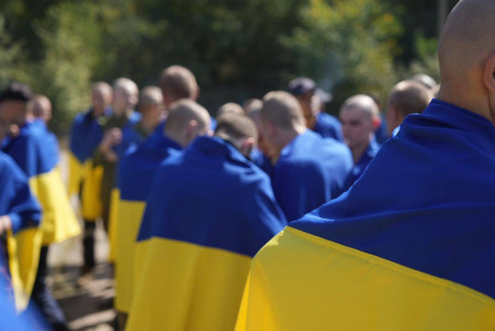 Два украинских батальона попали в окружение под Торецком: ВСУ не признают, что связь потеряна