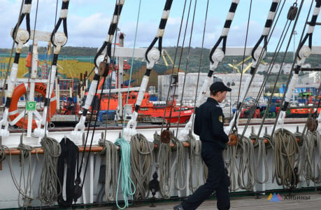 Мурманские курсанты отправятся в первую морскую практику на барке «Седов»