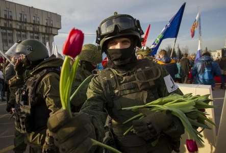 Днепр, Херсон и Запорожье могут взять без боя: «вежливые люди» по крымскому сценарию получат ключи от городов — местные диаспоры постелят ковровые дорожки и вынесут каравай