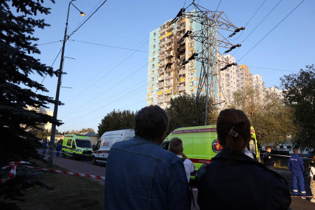 «Паника, взяли все вещи в охапку и выбежали»: как люди семьями спасались из многоквартирных домов в Раменском после ударов беспилотников ВСУ 10 сентября