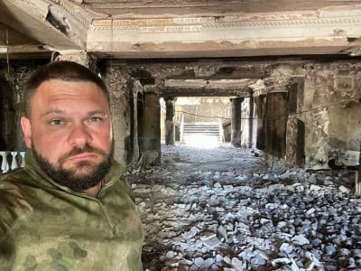 Военкор Евгений Поддубный выписан из больницы после тяжелого ранения, полученного при атаке украинского дрона