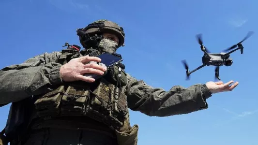 Инструкторы с СВО поделятся боевым опытом применения FPV-дронов с военнослужащими Северного флота в Мурманской области