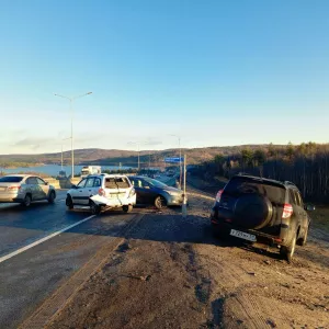 В Мурманске произошла массовая авария — на дорогах гололедица