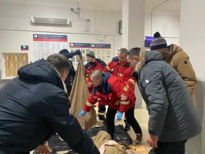 В результате ЧП с поездами в Мурманской области умерла женщина