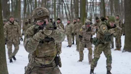 Военкор Коц высказался об активизации ВСУ в Курской области, назвав наступление отвлекающим маневром: «Основной удар будет в другом месте»