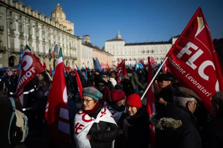 Туристов предупредили о транспортном хаосе в Италии: страну охватили массовые забастовки