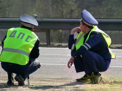 В какую сторону можно ехать автобусу? Заковыристый билет ПДД, на котором «тормозят» даже опытные гаишники, а вы сможете ответить правильно?