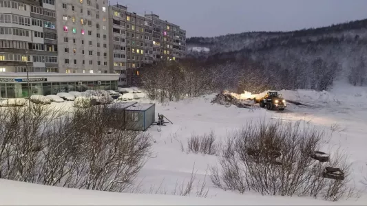 На месте пустыря на Кольском проспекте в Мурманске построят спорткомплекс с бассейном