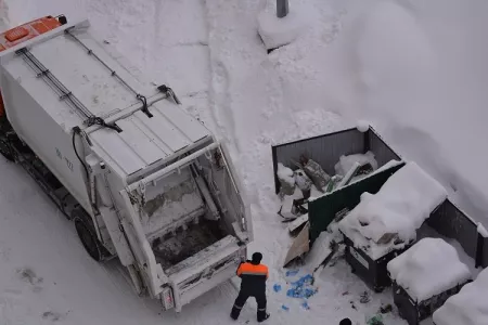 В Мурманске зафиксировано более 200 срывов графика вывоза мусора