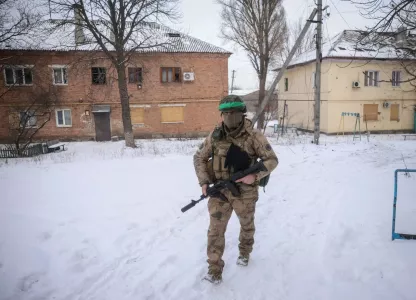 От гранат до автоматов с патронами: Житель Часова Яра рассказал, что ВСУ отправляют военные грузы по почте — «Я своими глазами видел»