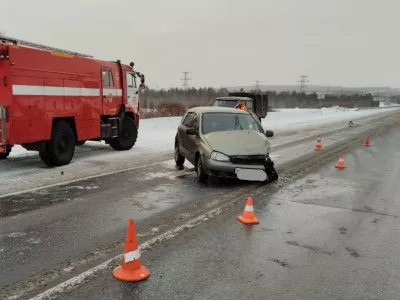 Lada столкнулась с Nissan в Кольском районе: пострадали двое