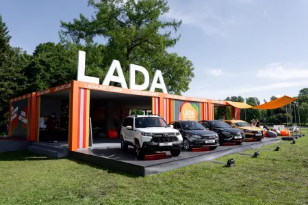 Новенькая Lada прямо с завода — насколько это реально? В АвтоВАЗе дали официальный ответ